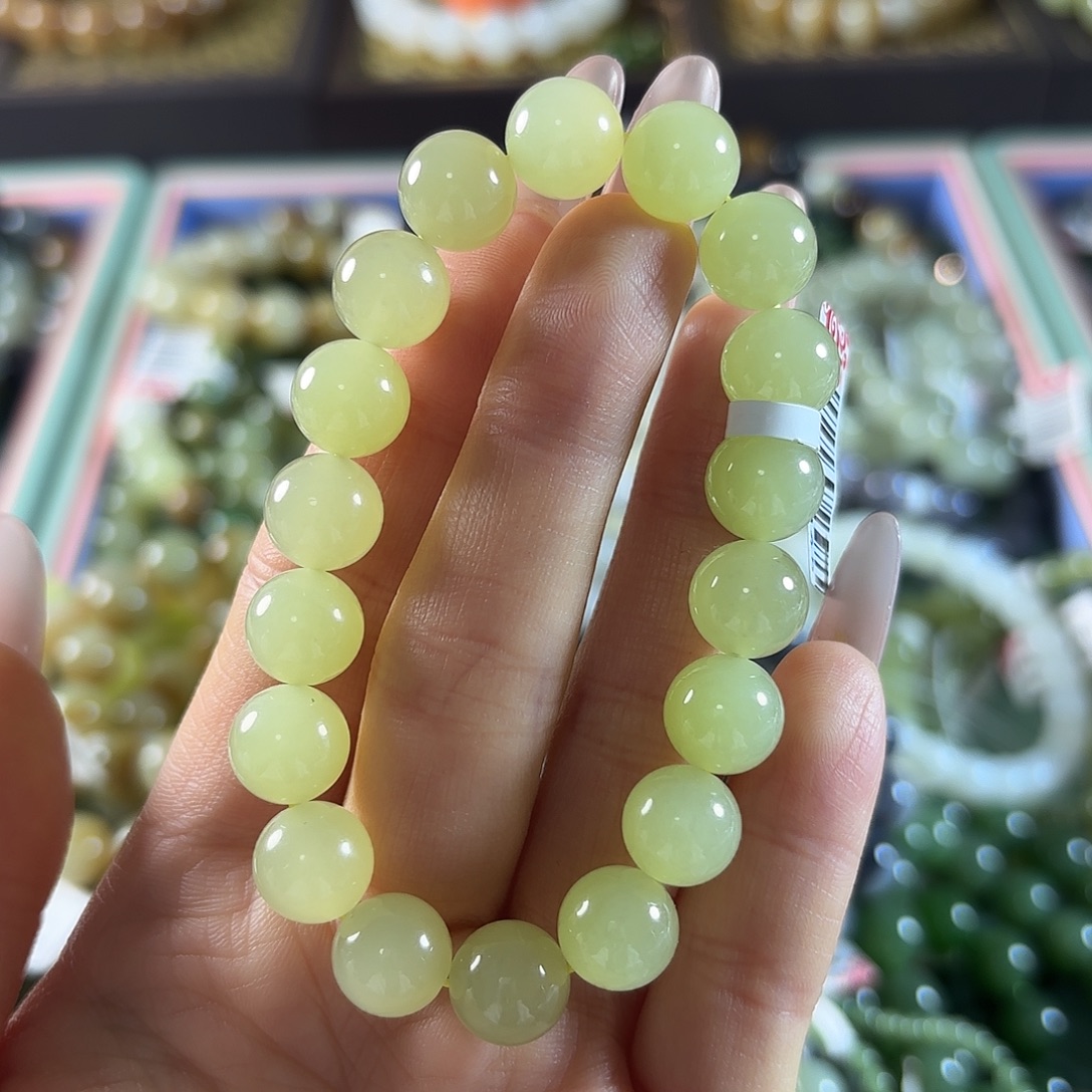 ****和田玉未镶嵌手链拍二发一。36