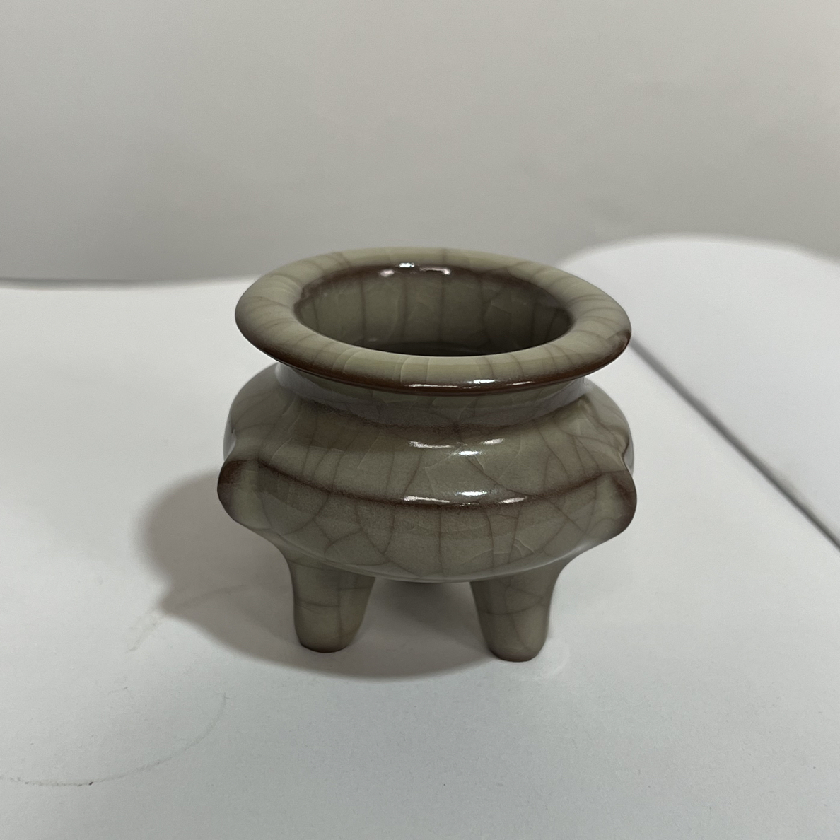 龙泉青瓷陈路军传世哥窑三足鬲式炉香插香炉薰炉