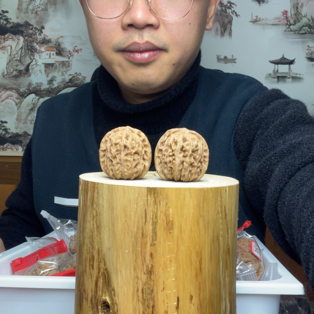 好***好文玩核桃把件四座楼