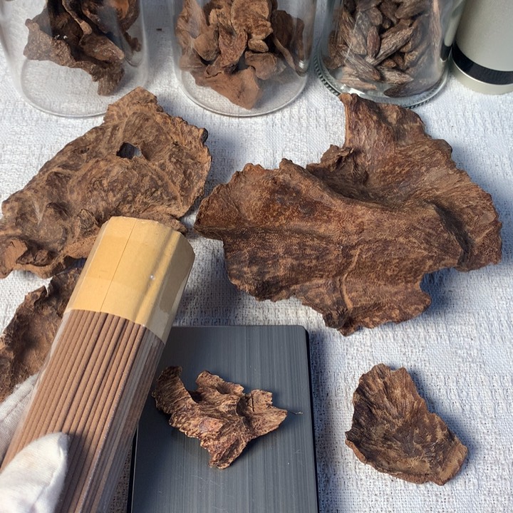 ࿓****港香包头熏香料3.3g