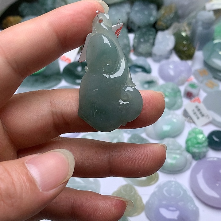 翡翠未镶嵌颈饰天然翡翠