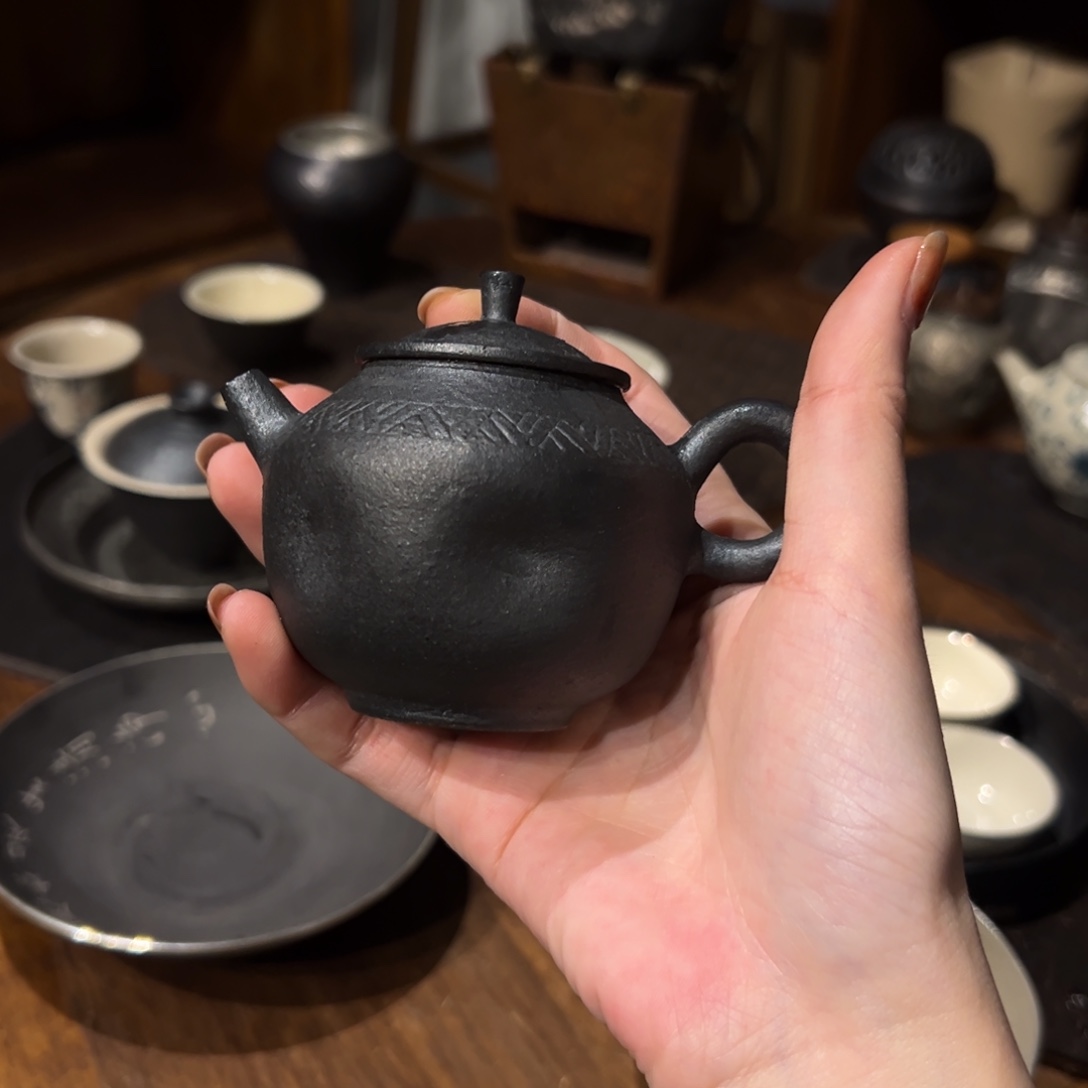 杯陶瓷。      陶瓷。