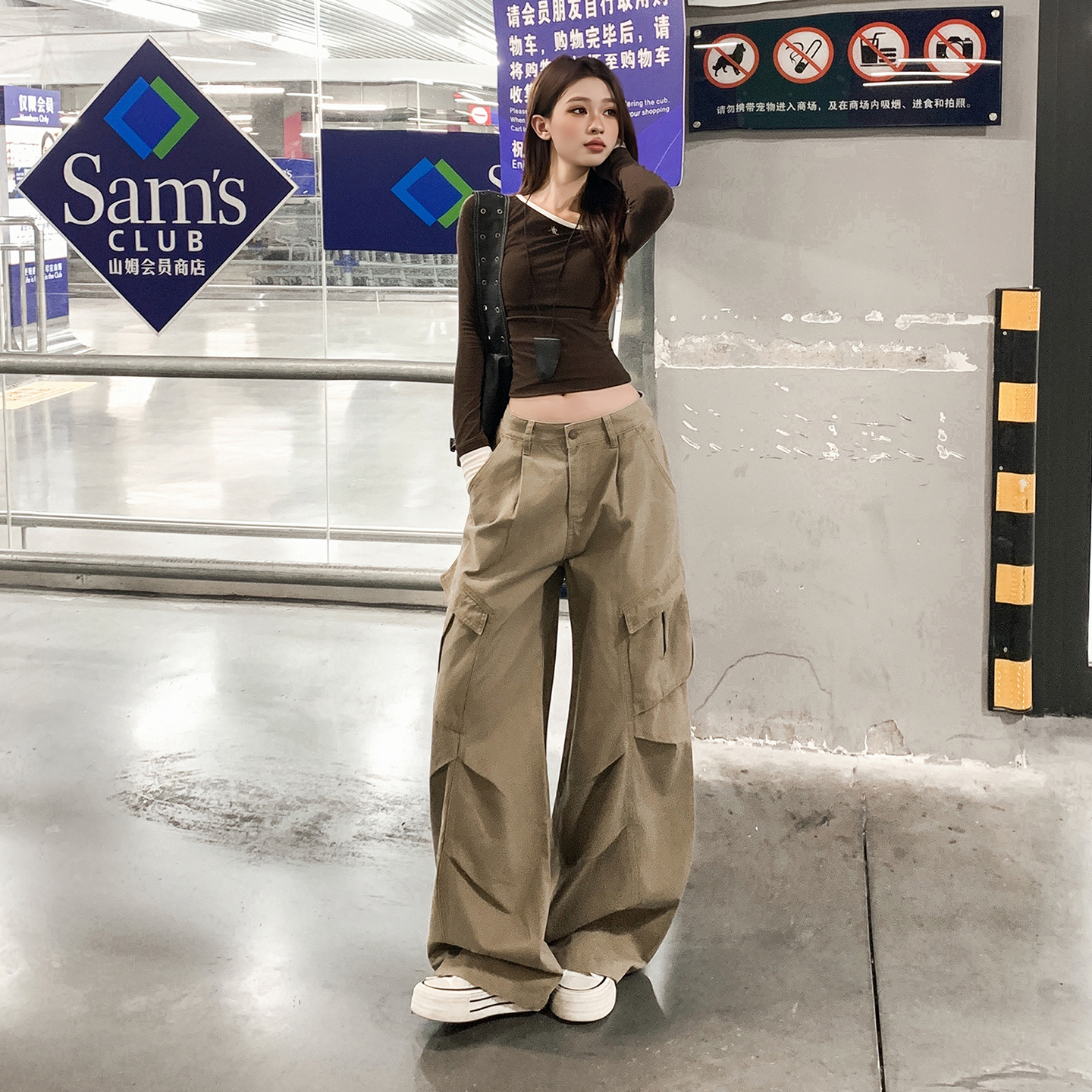 GL 卡其色设计感工装美式解构宽松休闲褶皱垂感弯刀裤子过年新款
