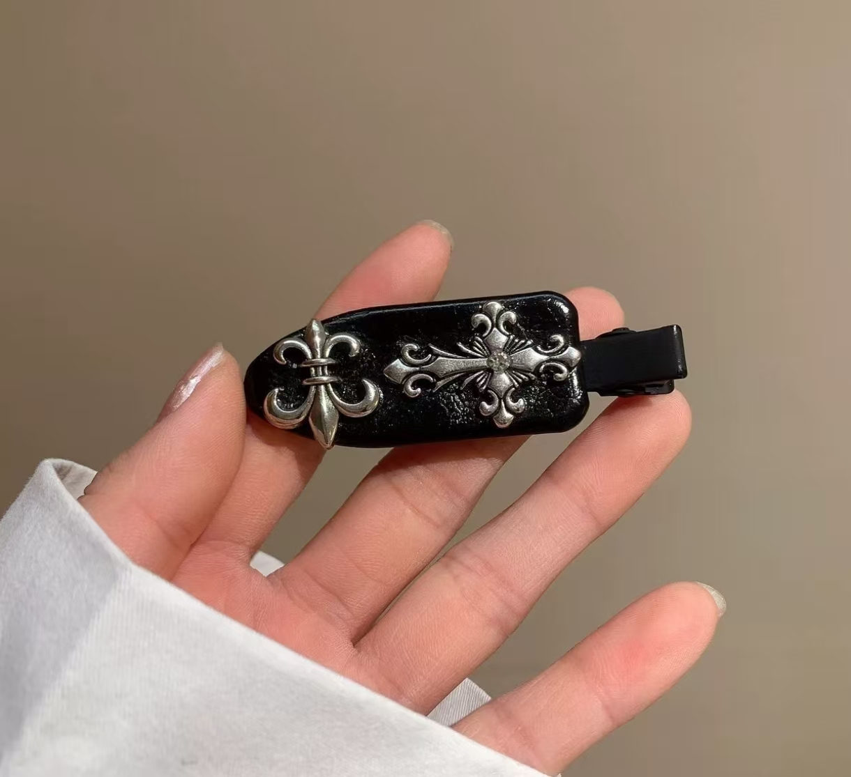 高版本女发夹高马尾皮质发饰弹簧夹发卡法式网红