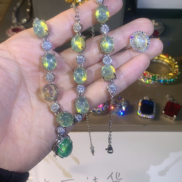 非金属58项链。           