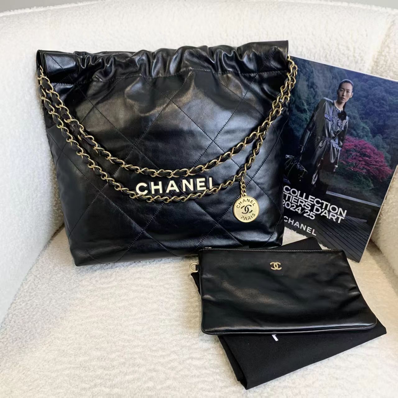 99新 Chanel/香奈儿 壹臻/24C黑金白字22bag小号包/28022624