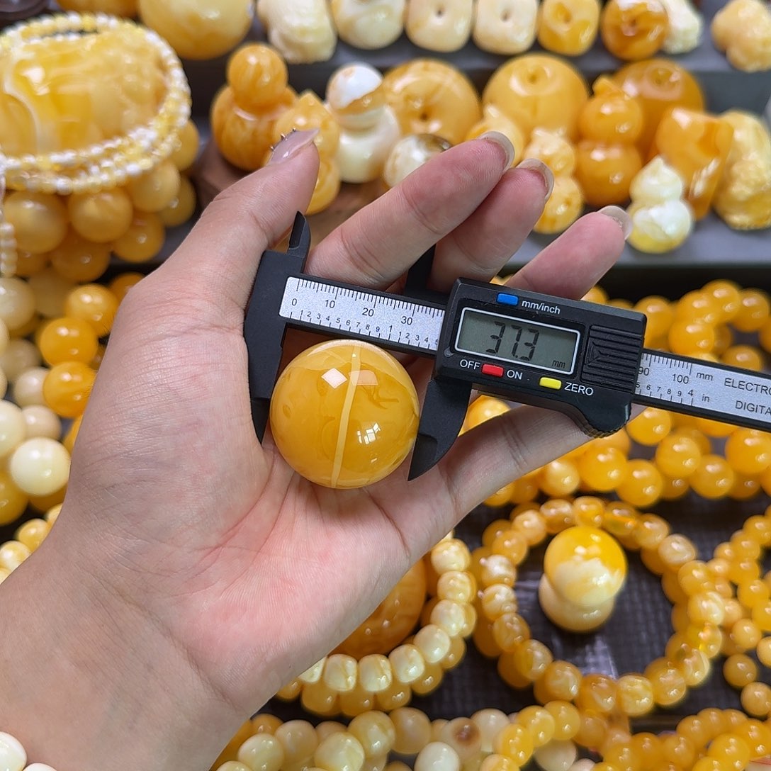 未镶嵌蜜蜡珠宝奇石