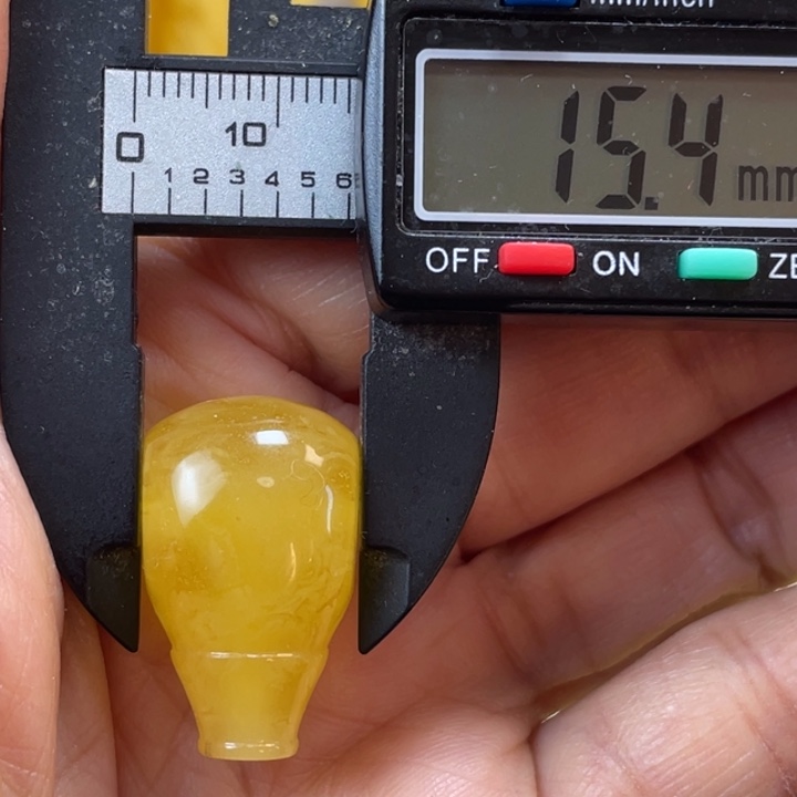 蜜蜡未镶嵌裸石32杂