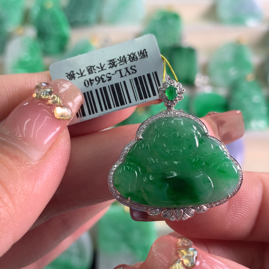 翡翠吊坠(不含链)18K金镶嵌