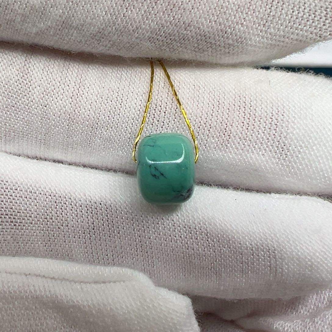 绿松石未镶嵌配饰直径8.9