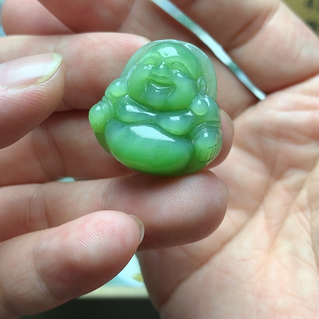 颈饰未镶嵌和田玉（碧玉）猫眼碧玉