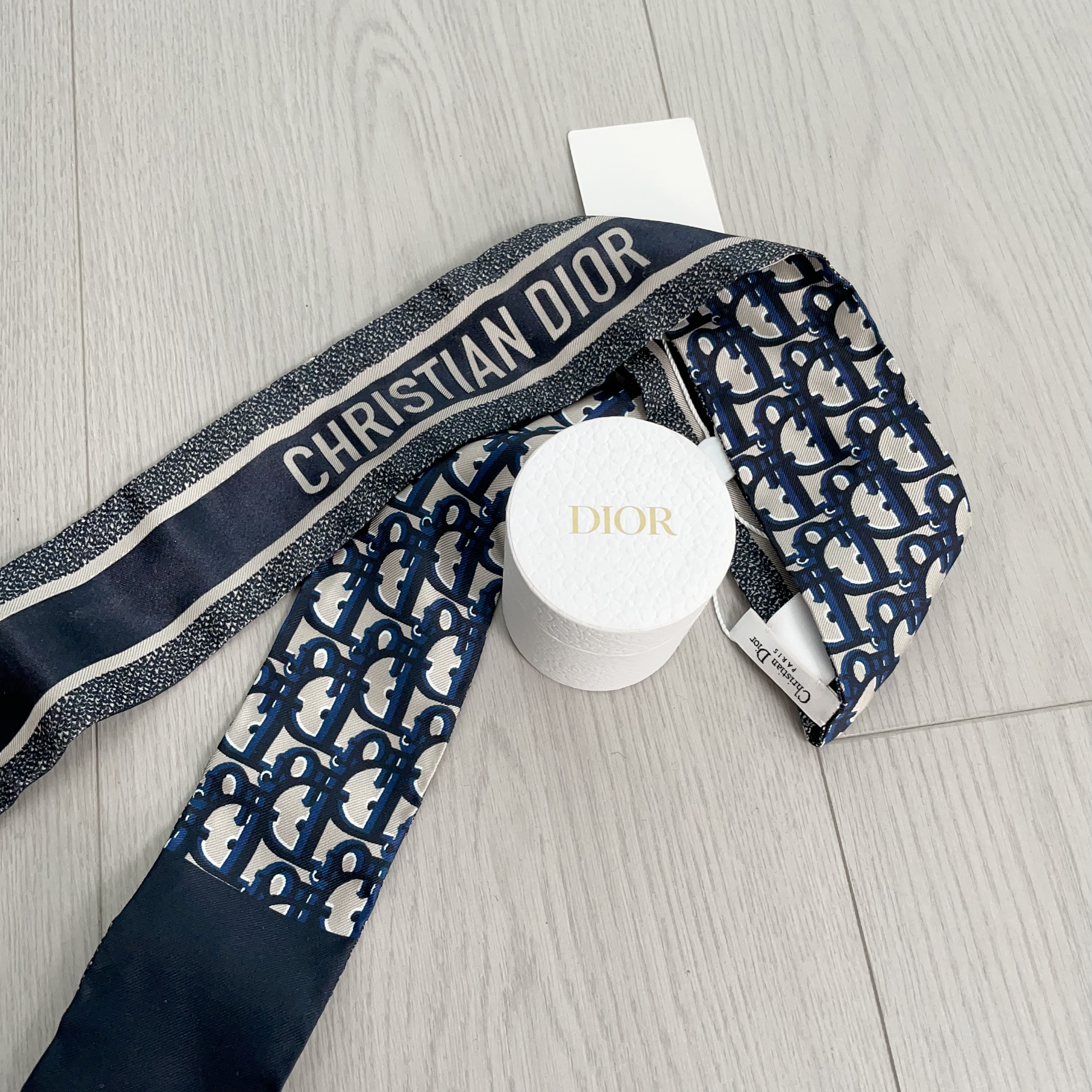 95新 DIOR/迪奥 老花丝巾/251009GXR7Q06