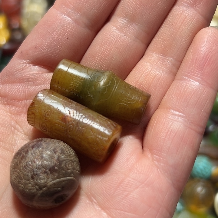 鼎***电琉璃手工艺品谢谢光临