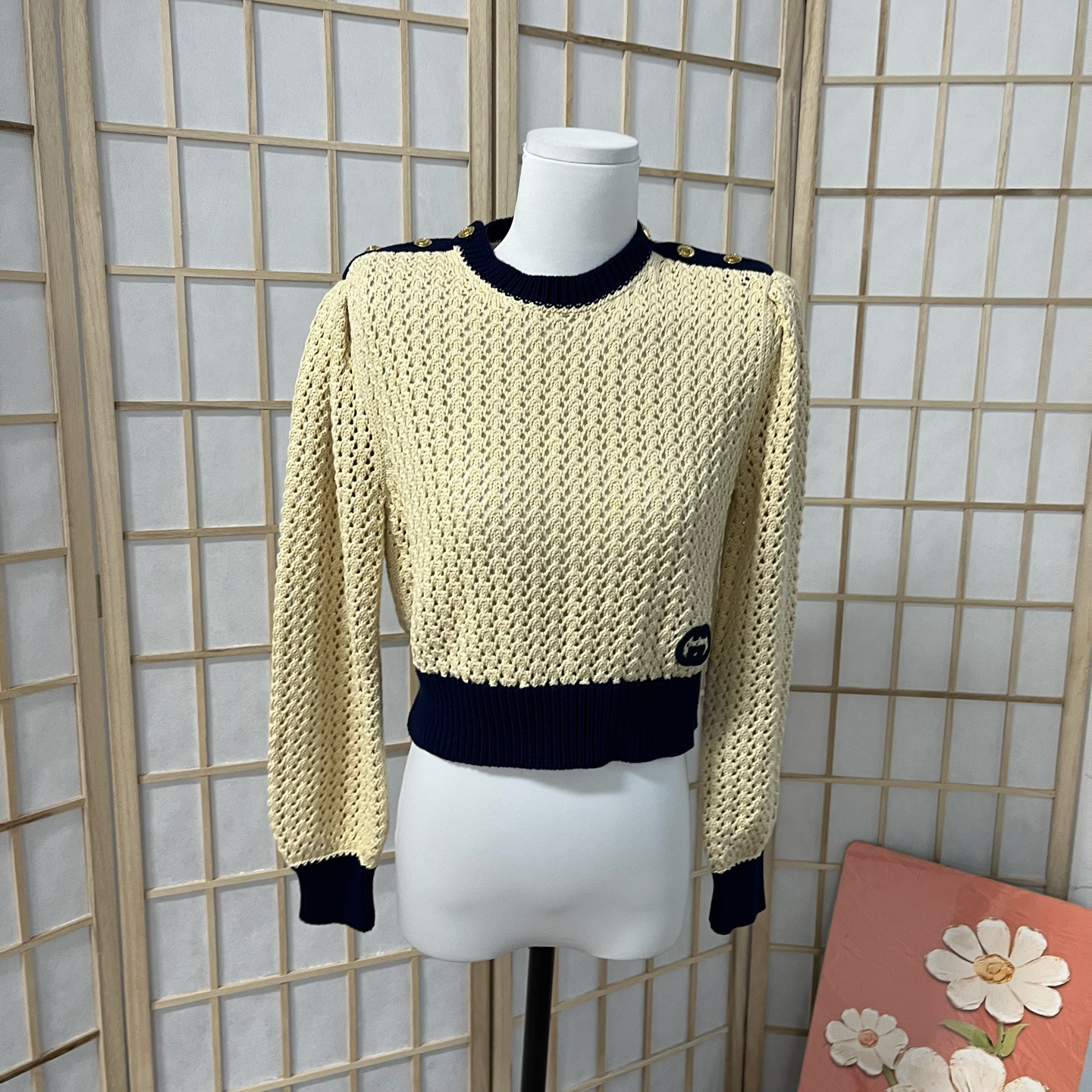 99新 GUCCI/古驰 A10529 Gucci 黄色 针织上衣 全新 xs码 肩宽36 