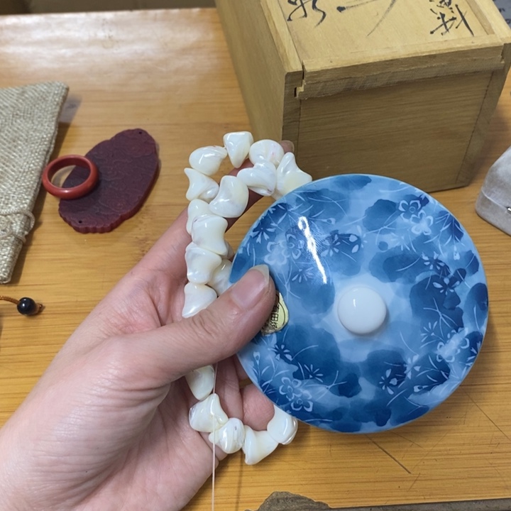 摆件中古工艺品一件