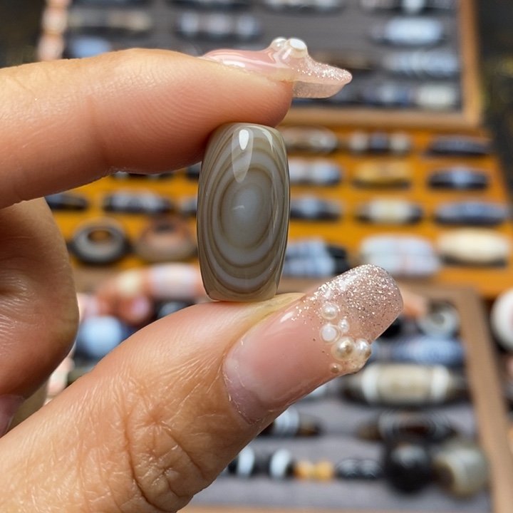 玛瑙/玉髓颈饰未镶嵌彬