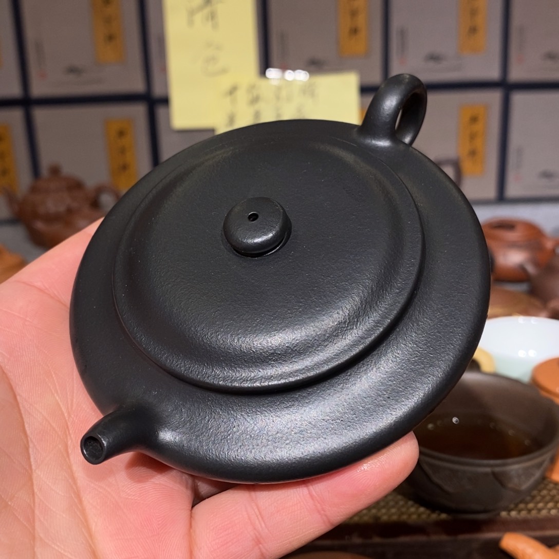 紫砂茶壶好**茶焐灰鸣遠虚扁110cc