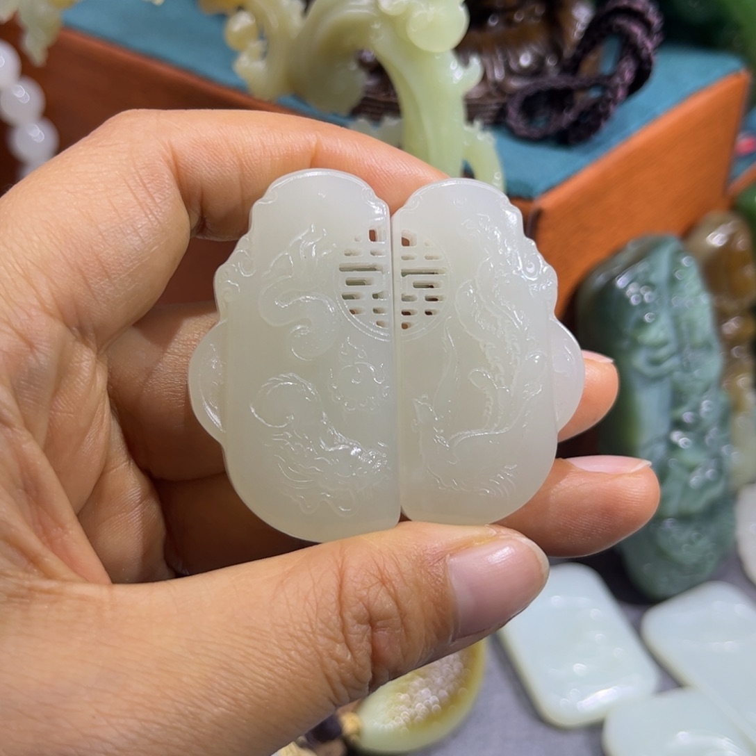 和田玉未镶嵌颈饰