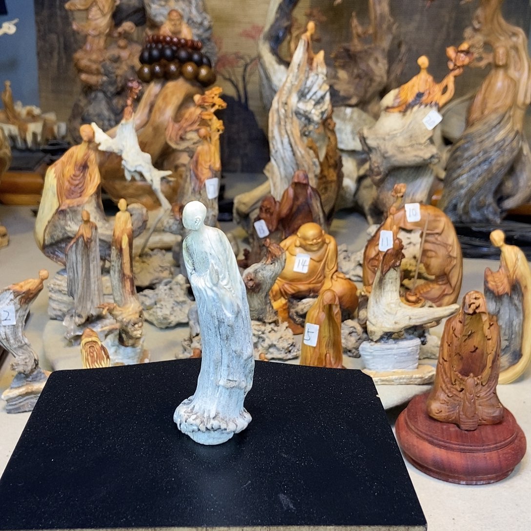 三***麒柏木（崖柏）精品鹿角手把件