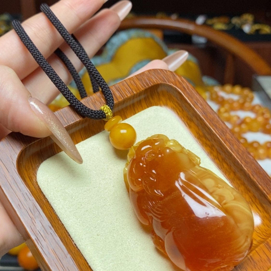 【闪购商品】蜜蜡颈饰未镶嵌项链