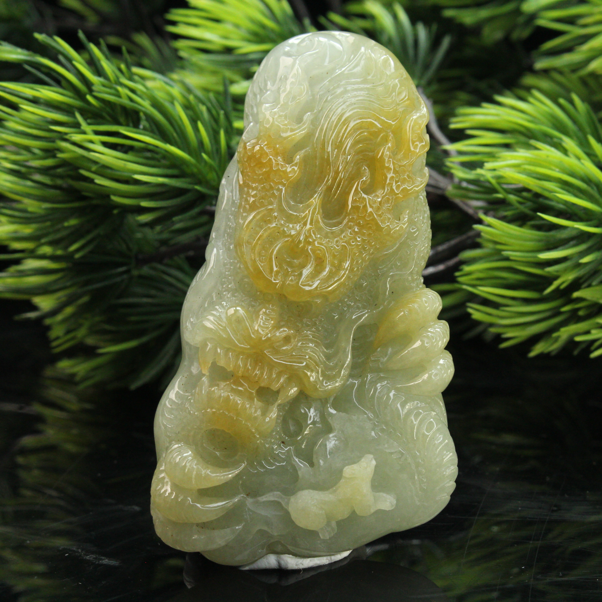 ZB19天然缅甸翡翠A货鸡油黄龙牌吊坠/200684嘉禾臻宝拍卖