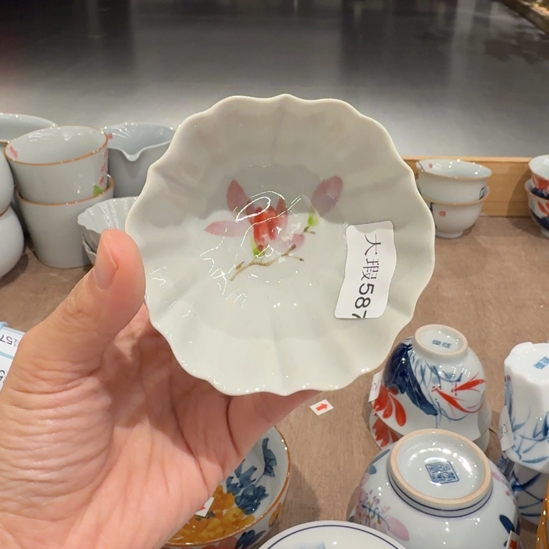 釉下手绘茶具微瑕