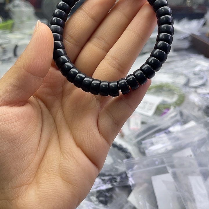 和田玉未镶嵌手串