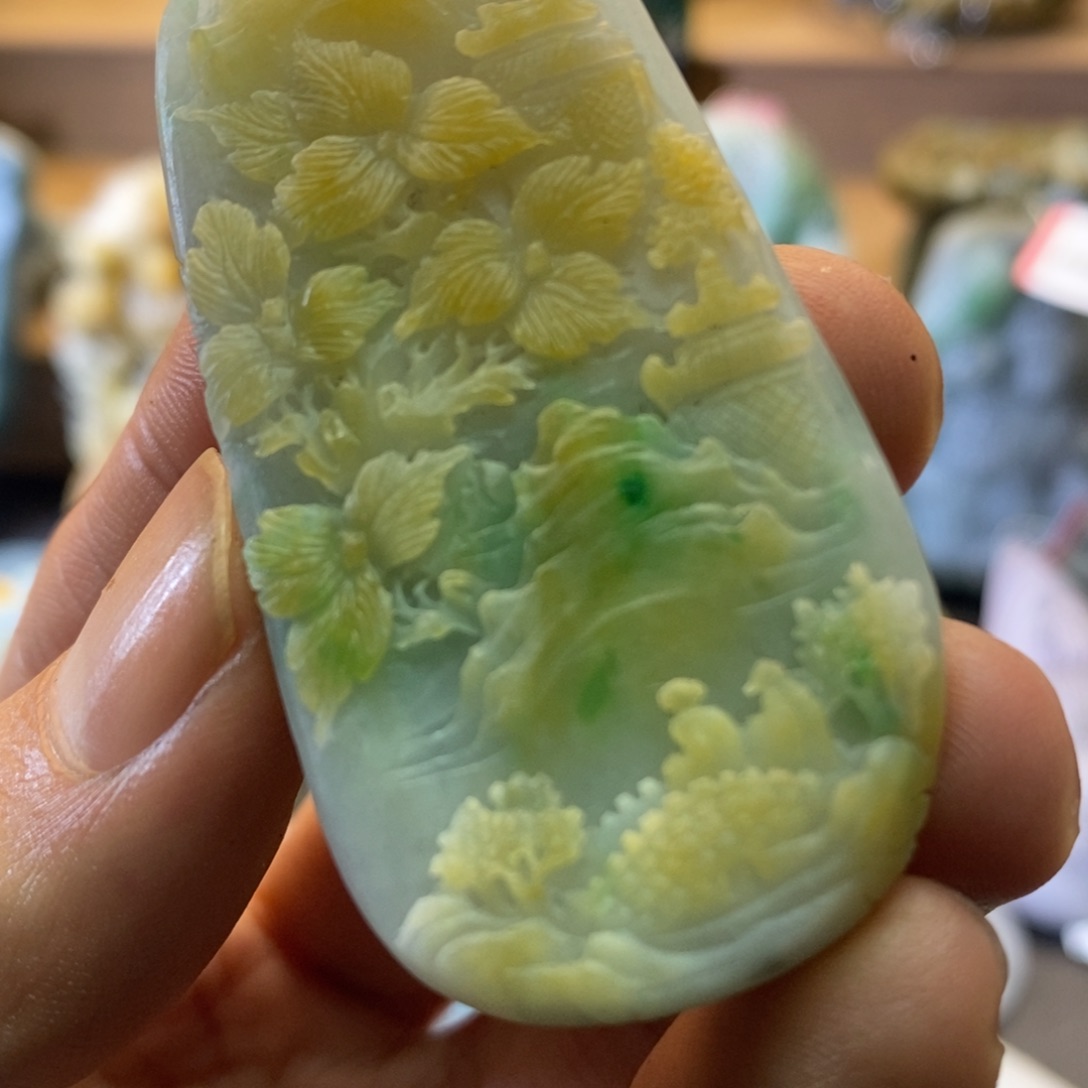 定制翡翠未镶嵌山水