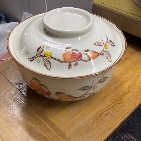 微瑕，不能明火，口径19高9鸟语花香