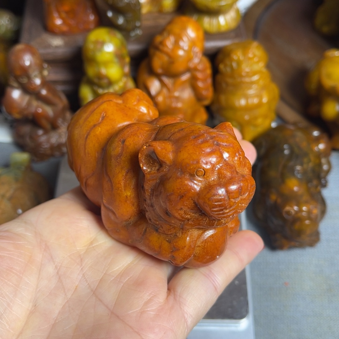 蛇纹石玉合金颈饰