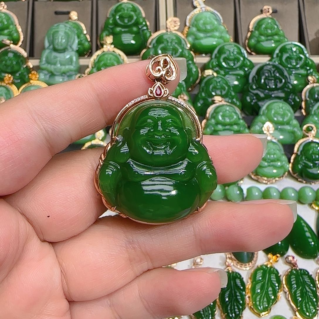 和田玉（碧玉）吊坠(不含链)18K金镶嵌