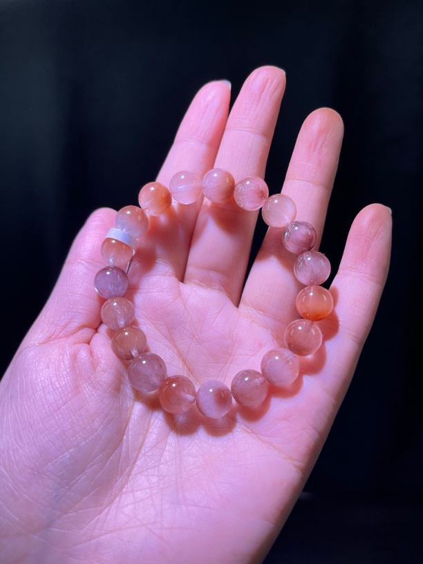 板栗红豆沙兔毛手链，晶体通透