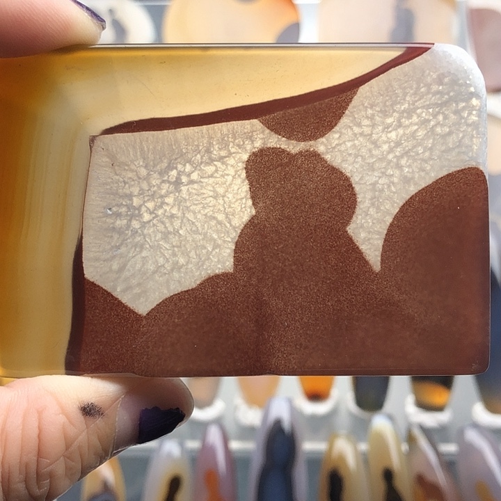 徐***来玛瑙/玉髓未镶嵌颈饰