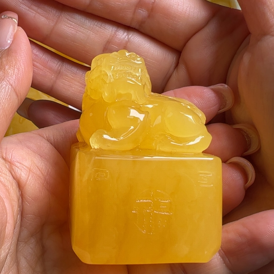 蜜蜡吊坠(不含链)未镶嵌无优化