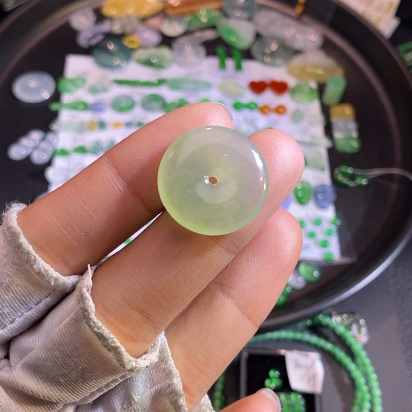 【闪购商品】翡翠挂件未镶嵌扣子