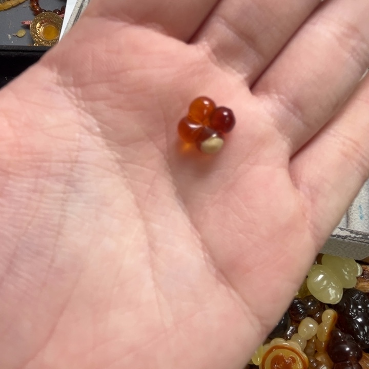 琥珀颈饰未镶嵌天然蜜蜡配件