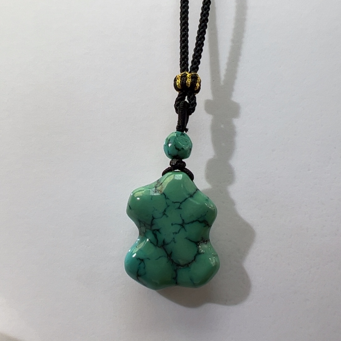 绿松石未镶嵌挂件