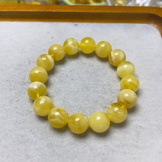 蜜蜡裸石未镶嵌手串