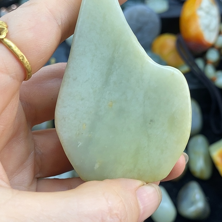 和田玉（糖玉）未镶嵌挂件