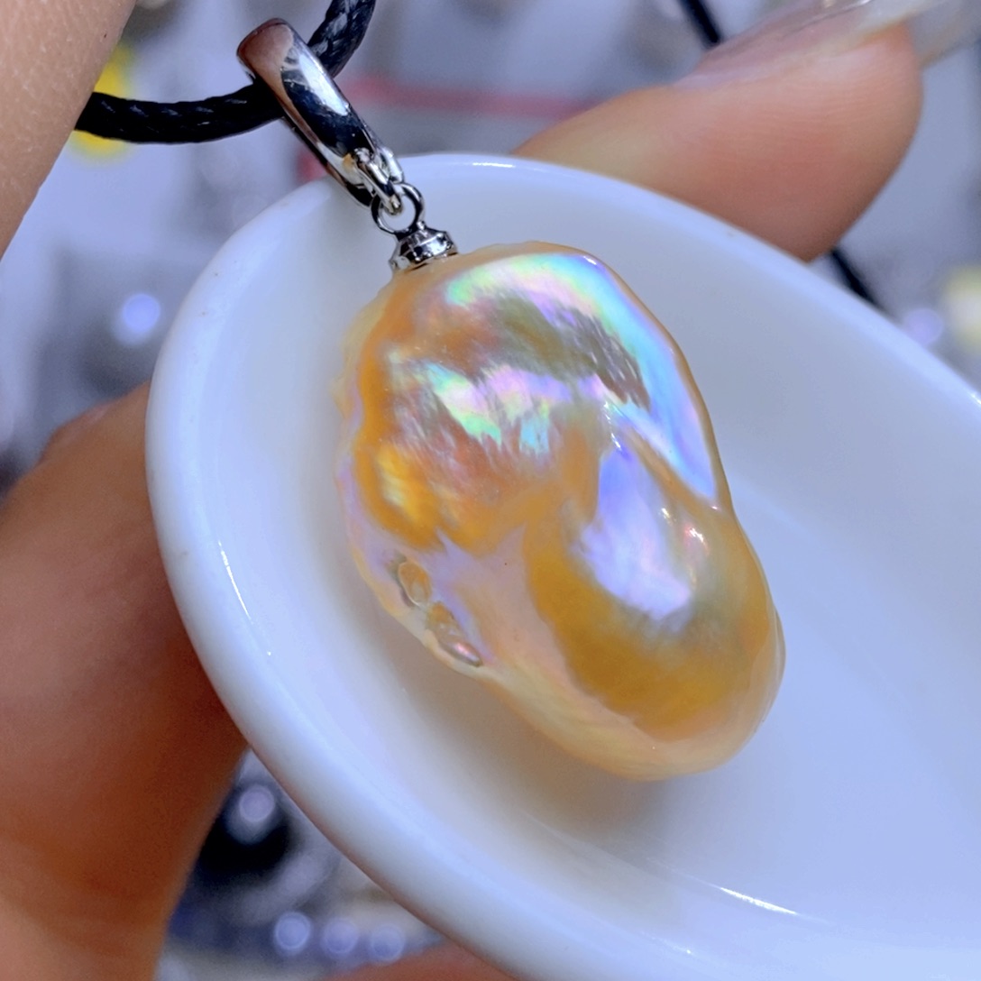 未镶嵌淡水珍珠吊坠