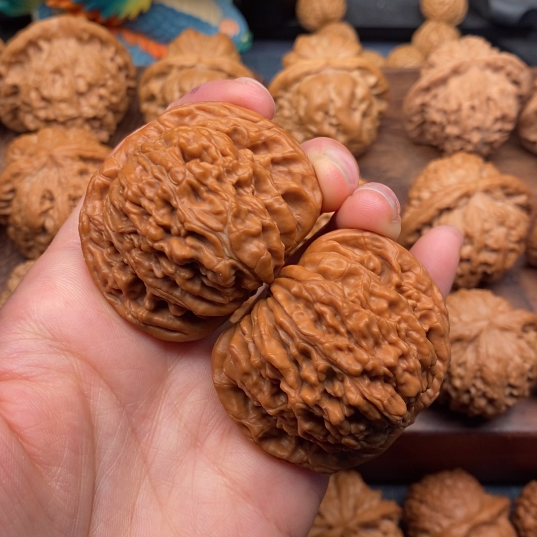 文玩核桃把件46精品平谷楼