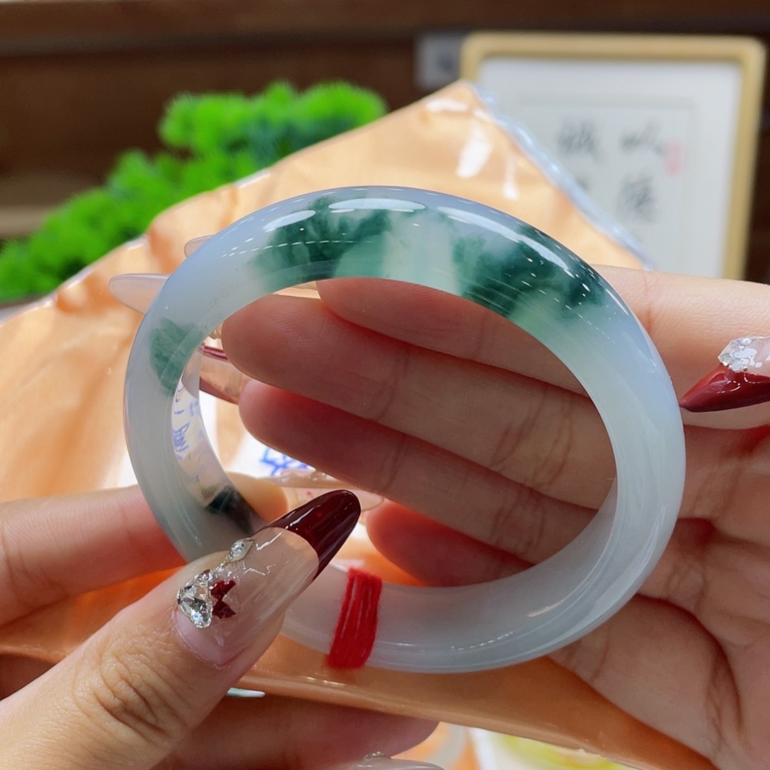 翡翠手镯未镶嵌12 号链接