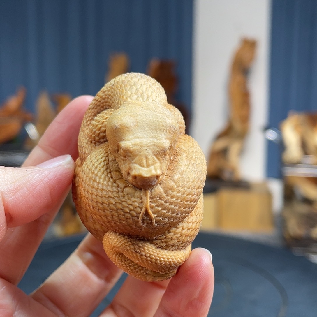 柏木（崖柏）手把件