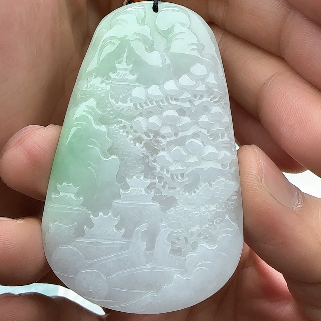 翡翠颈饰未镶嵌翡翠