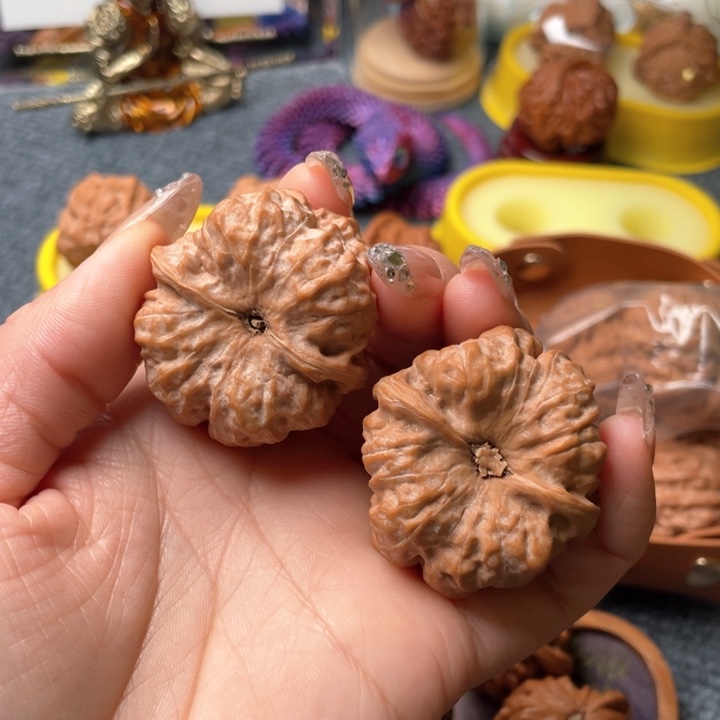 文玩核桃把件蛙蛙