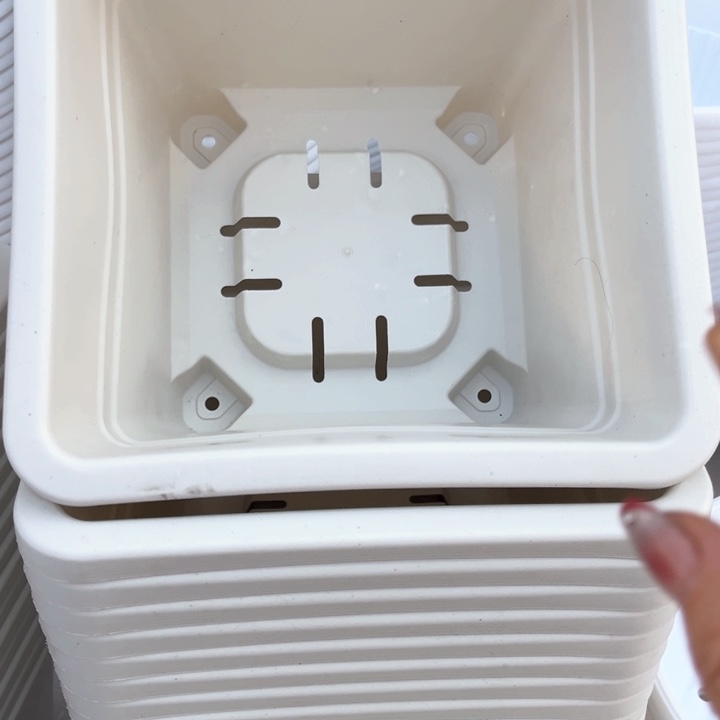 树脂白方口26高18一组4