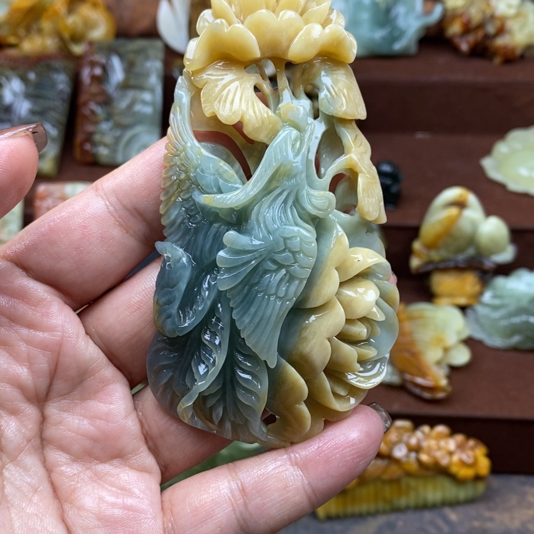 简***单蛇纹石玉未镶嵌吊坠(赠链)