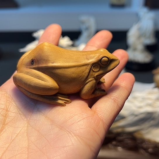 史***艺把件鹿骨檀香青蛙手把件