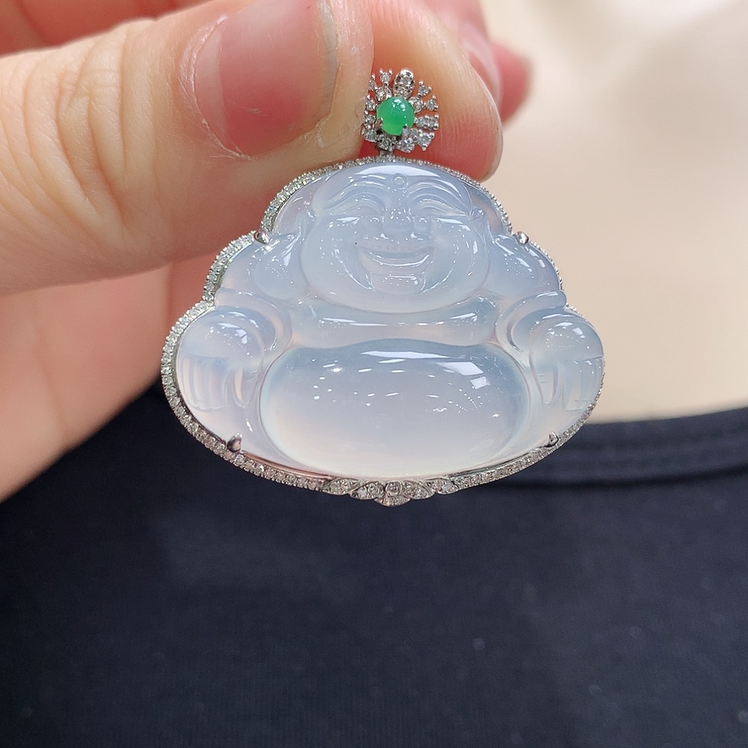 翡翠颈饰18K金镶嵌佛公