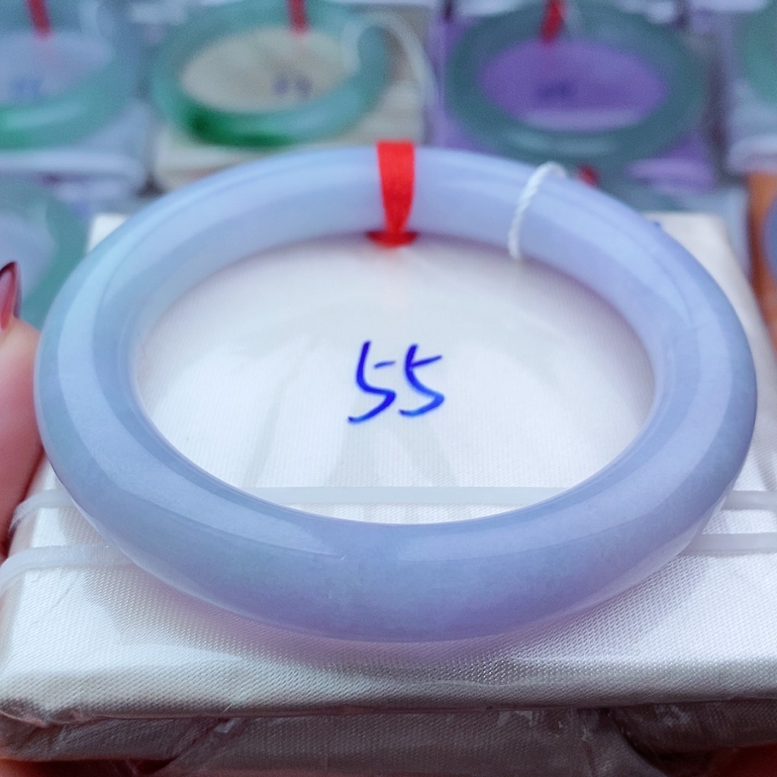 翡翠手镯未镶嵌想****4满色紫色带绿圆条（133编号）